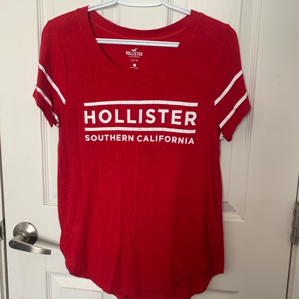 Hollister graphic t shirt
